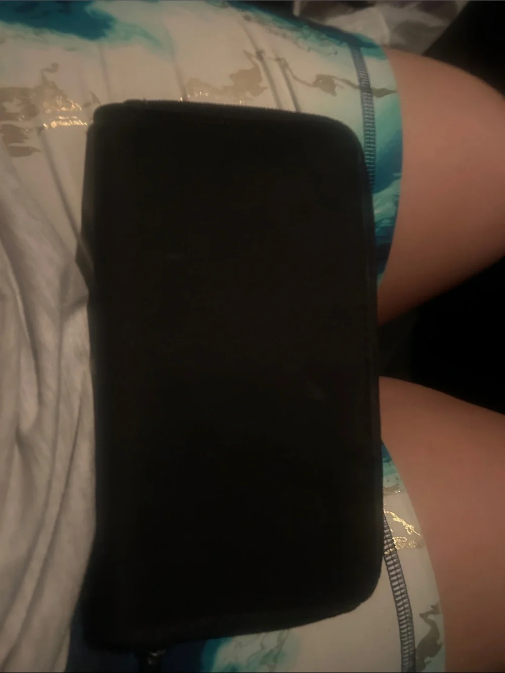 Rosetti Wallet Black Leather Full Zip Around